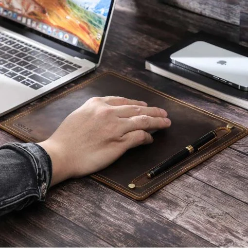 RA72C ORAS Genuine Leather Mouse Pad